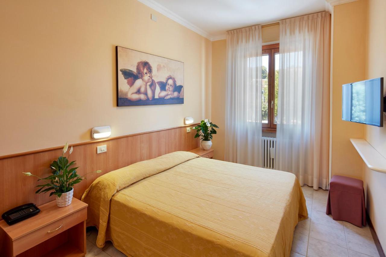 Hotel Plaza Tabiano Terme Luaran gambar