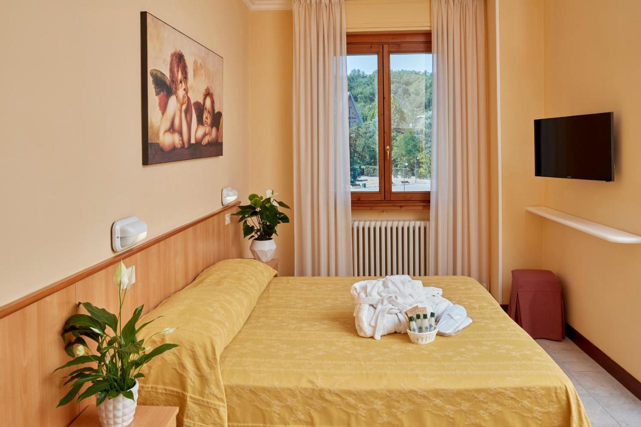 Hotel Plaza Tabiano Terme Luaran gambar